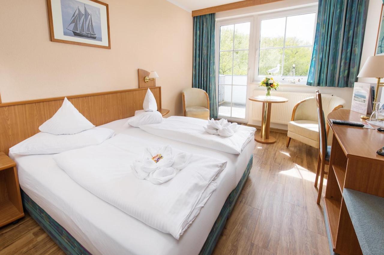 Hotel Ostseewoge 格拉尔-米里茨 外观 照片